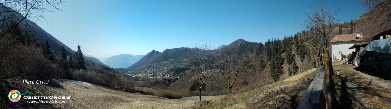 44 Vista panoramica su Zone alla casa del Rosso.jpg